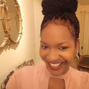 Meet your Posher, Sharika